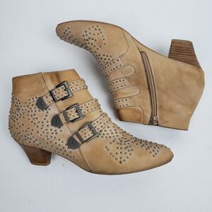 Jeffrey Campbell starburst booties tan brown